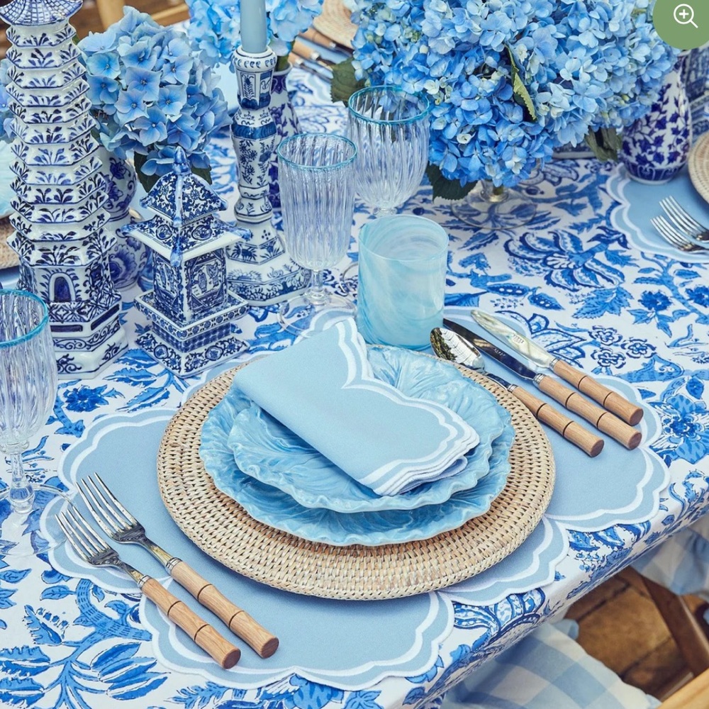 ❤️ SERENA CORNFLOWER BLUE PLACEMATS (SET OF 4) - Picture 4 of 5
